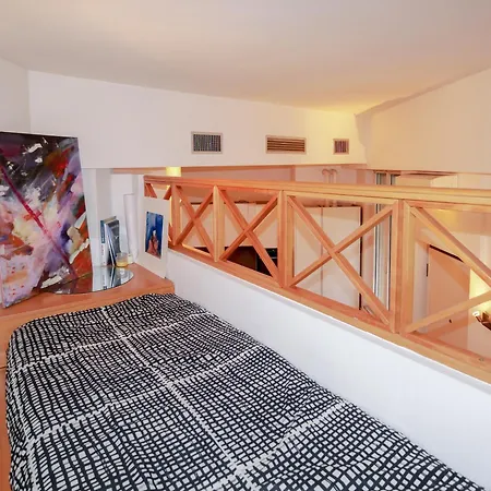 Apartment Yuna Rent - Residenza Navigli Milan