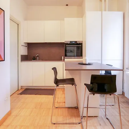 Yuna Rent - Residenza Navigli Apartment *